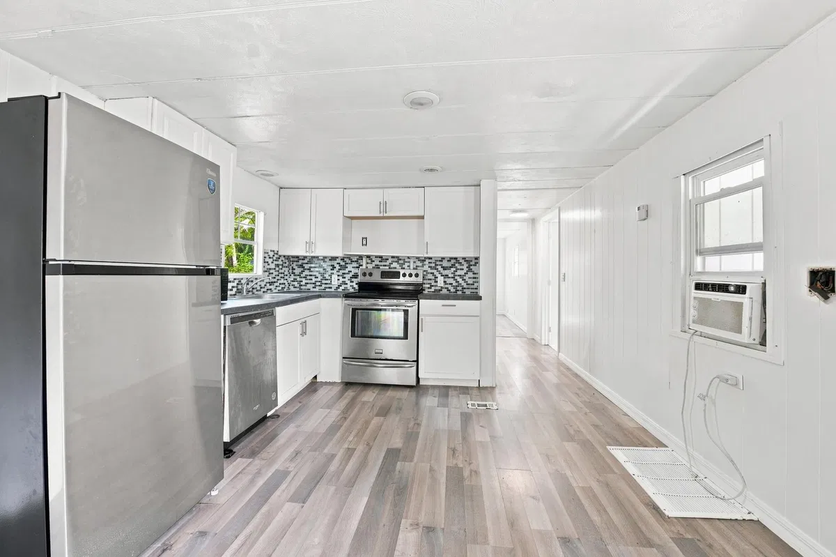 Residence photo 10