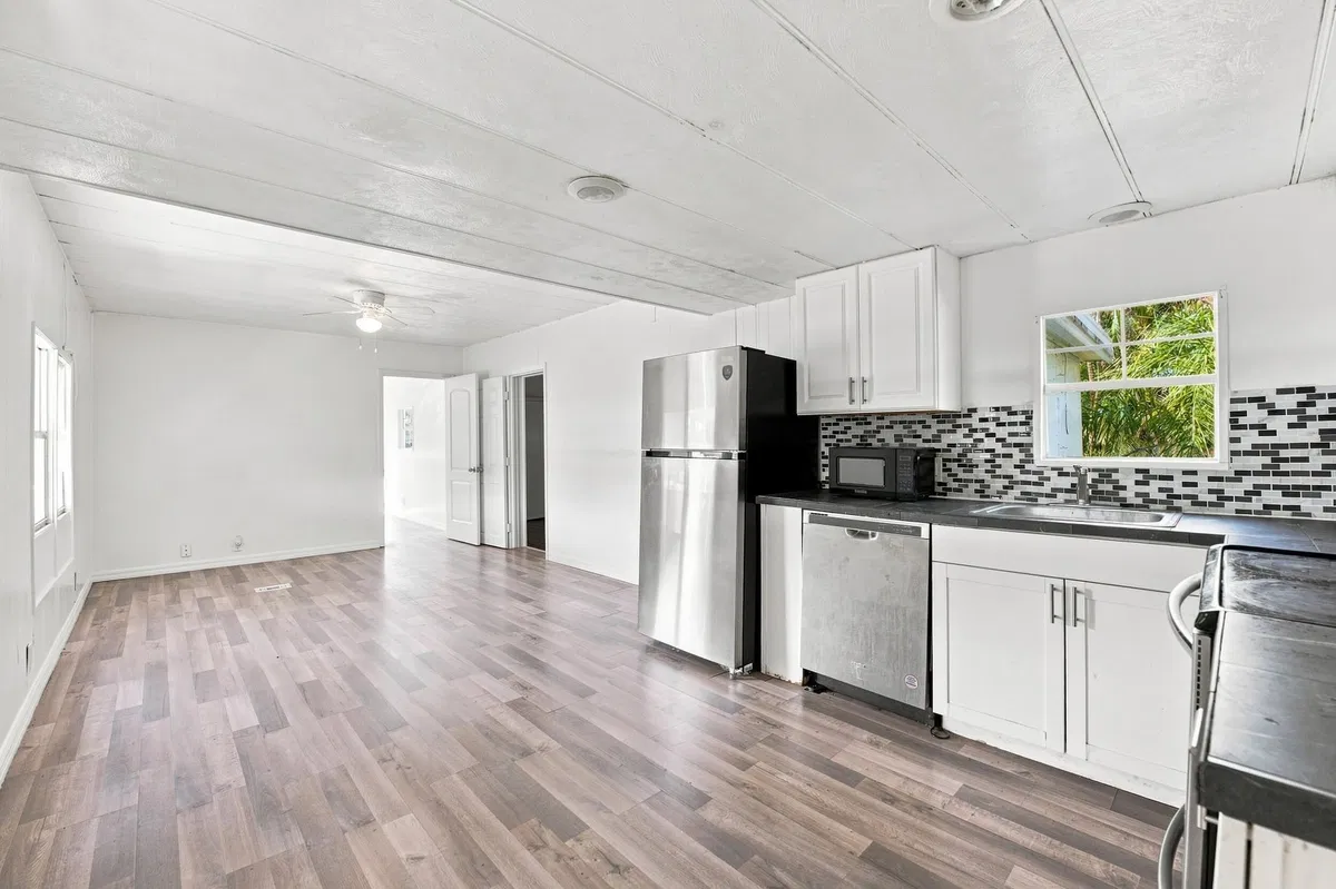 Residence photo 13