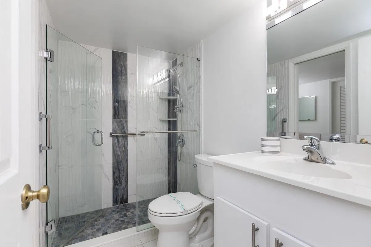  Unit 3210 photo 25