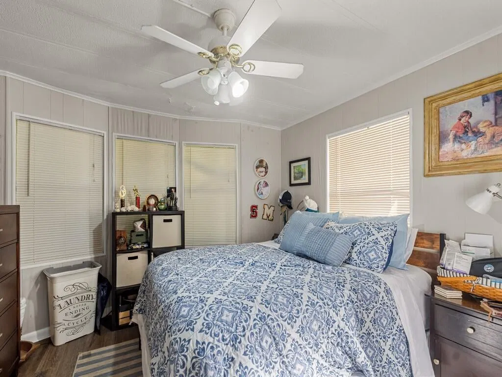 Residence photo 25