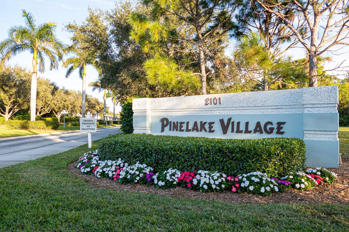 Residence photo 34
