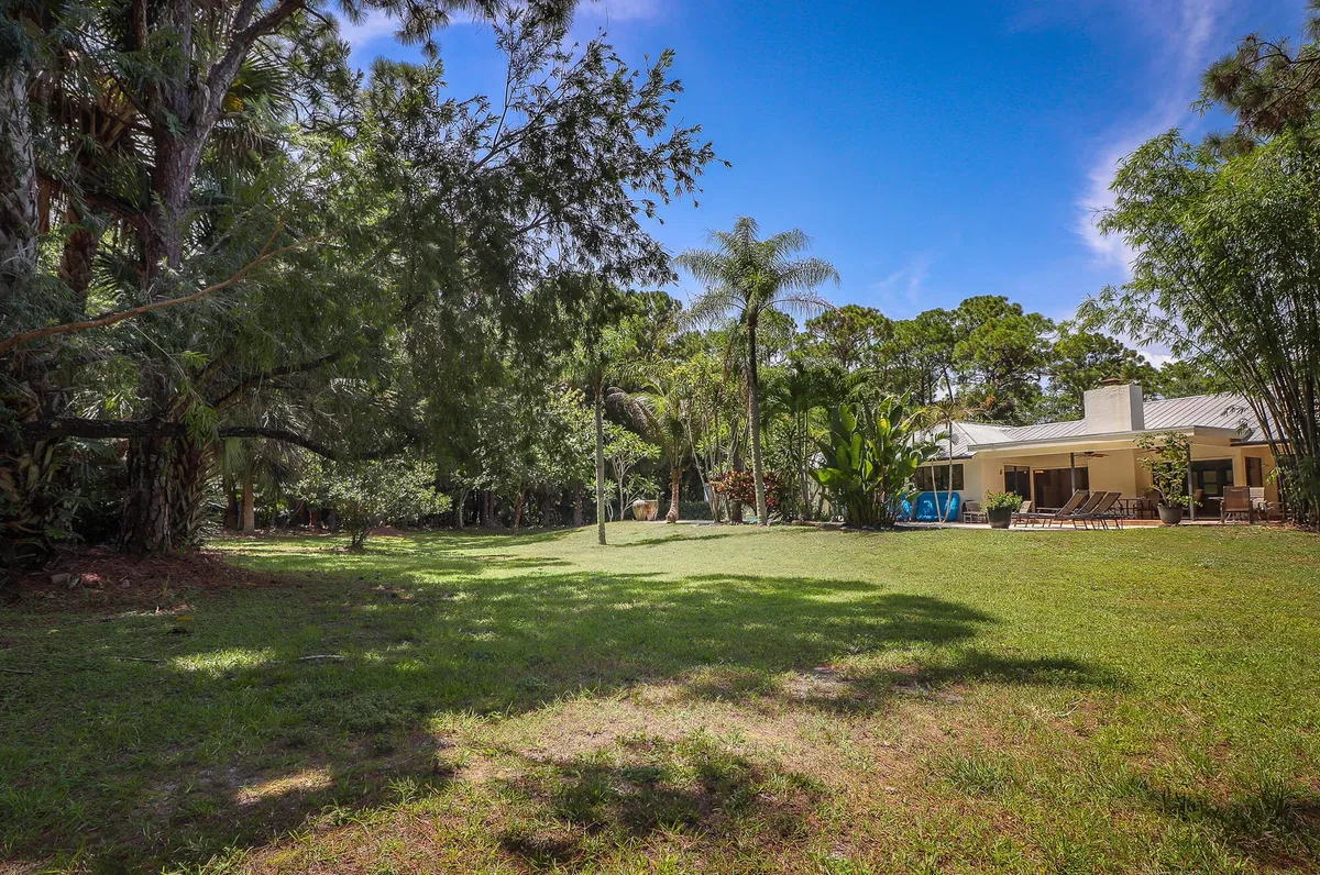 Residence photo 52