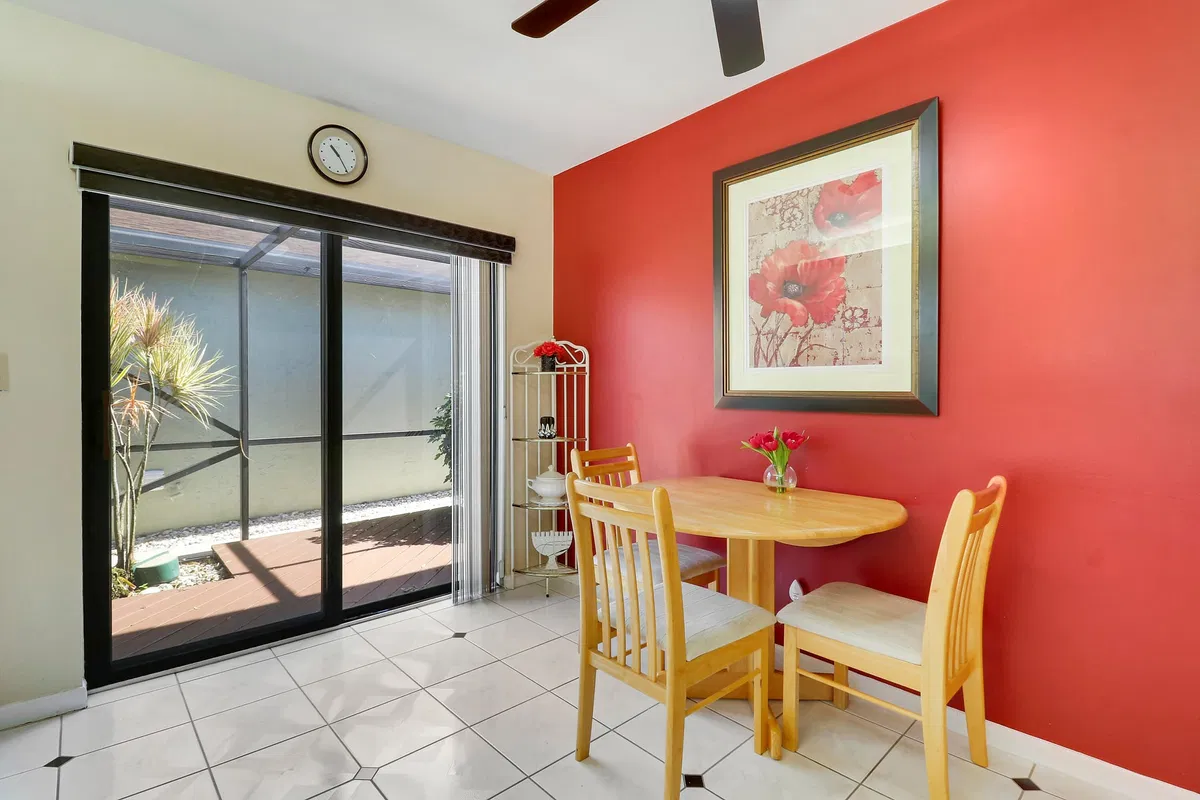 Residence photo 13