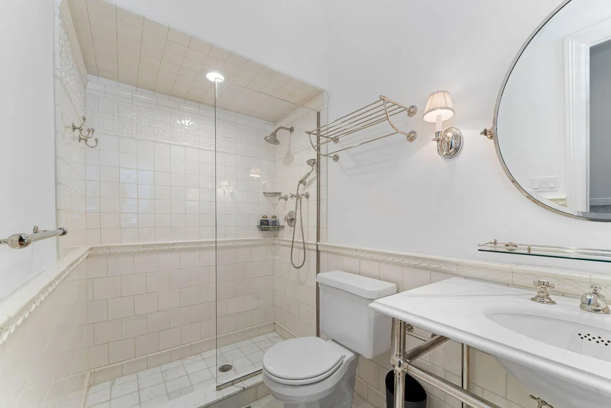 Residence photo 22