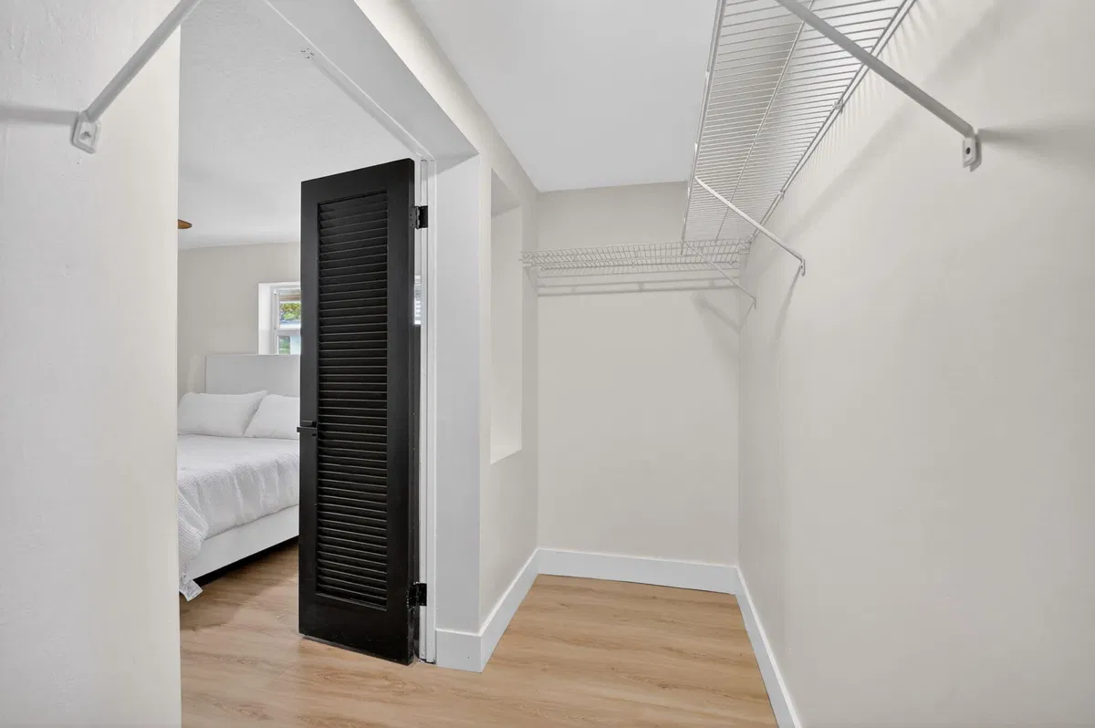 Singer Island Residence photo 16