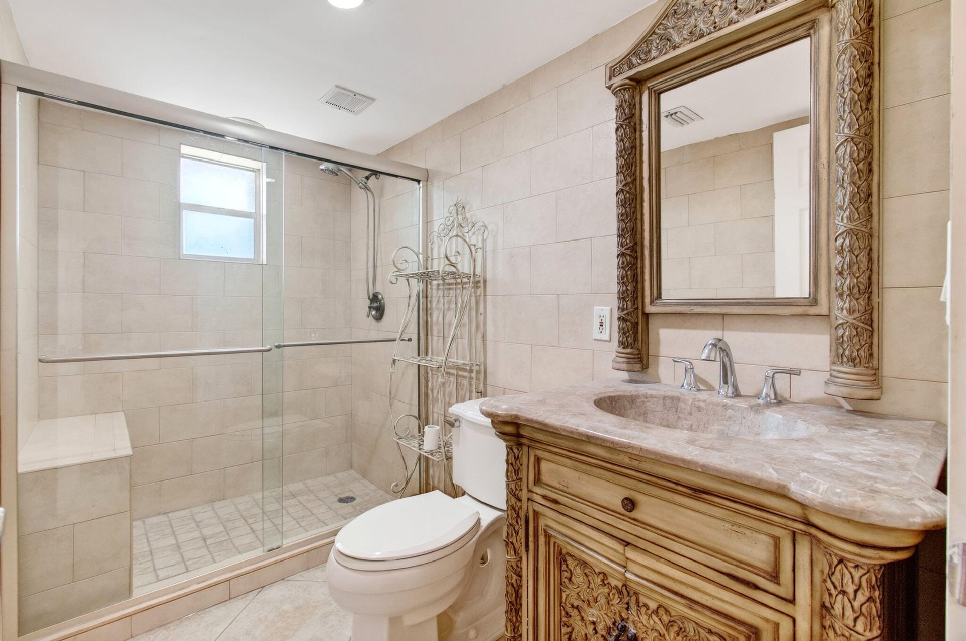 Unit V345 photo 25