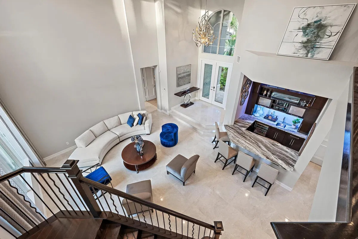 Residence photo 34