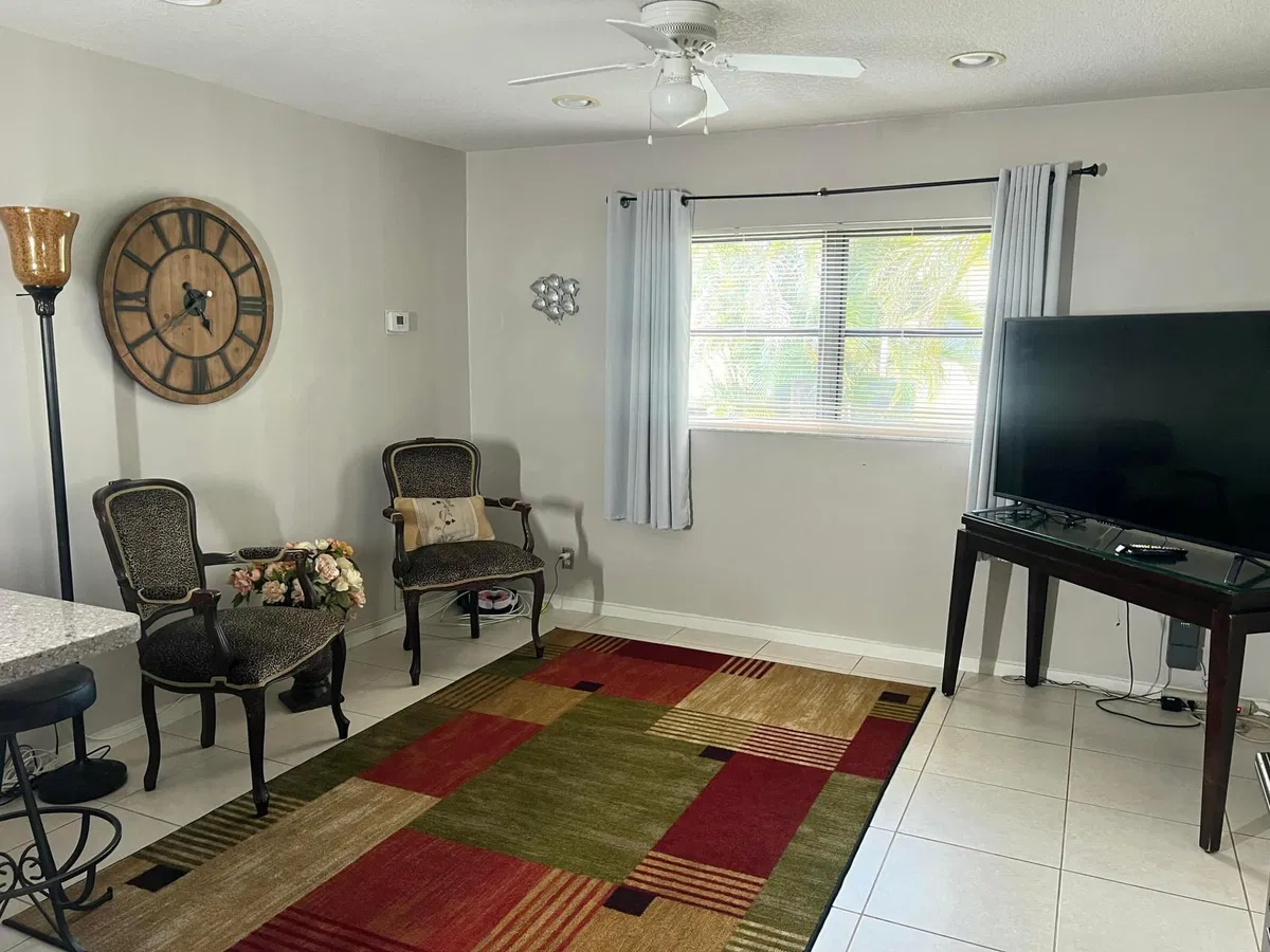 Residence photo 13
