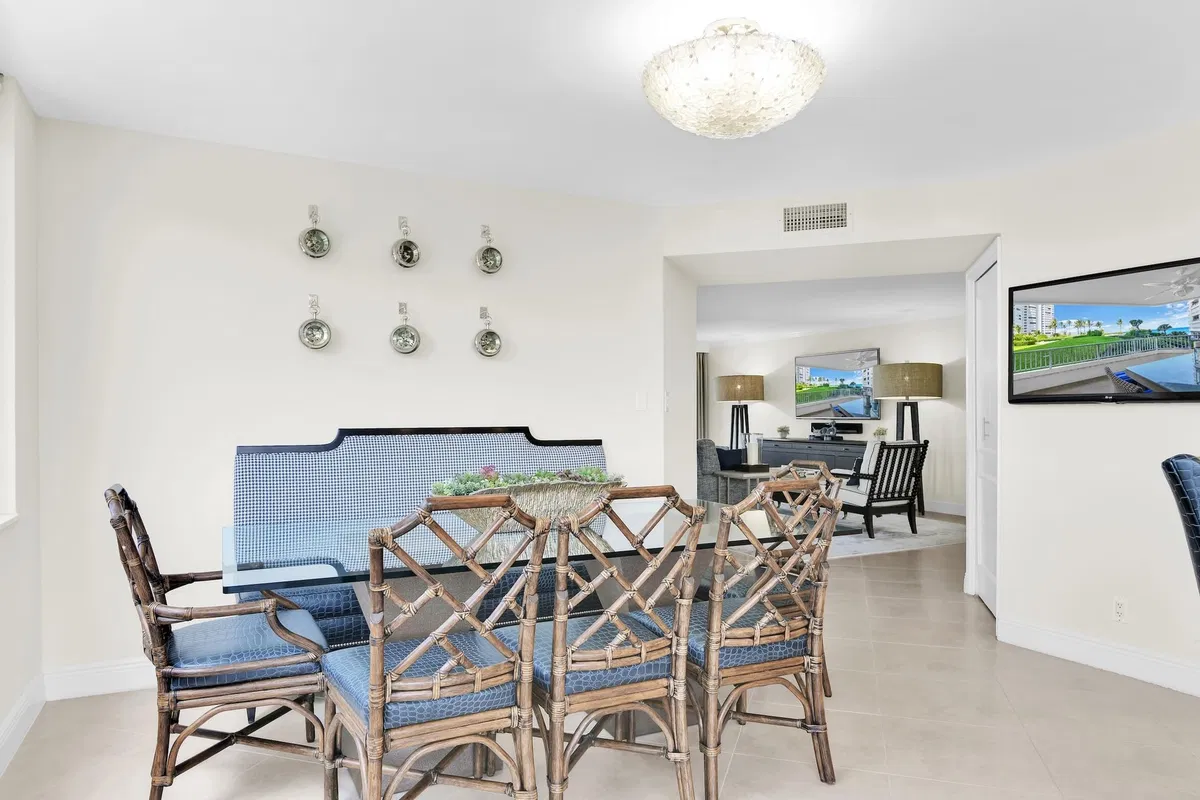 550 S Ocean Boca Unit 207 photo 10