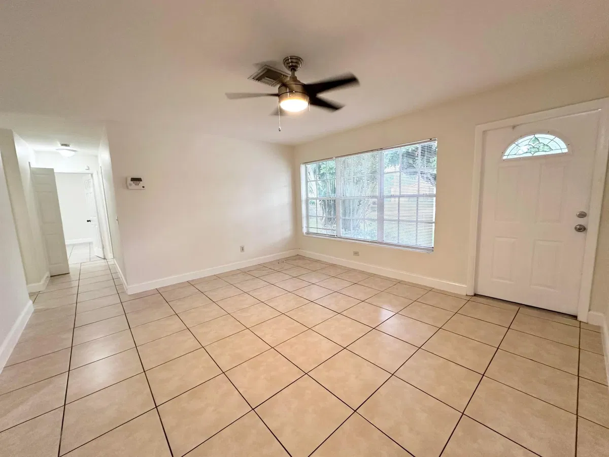 West Palm Beach Residence photo 7