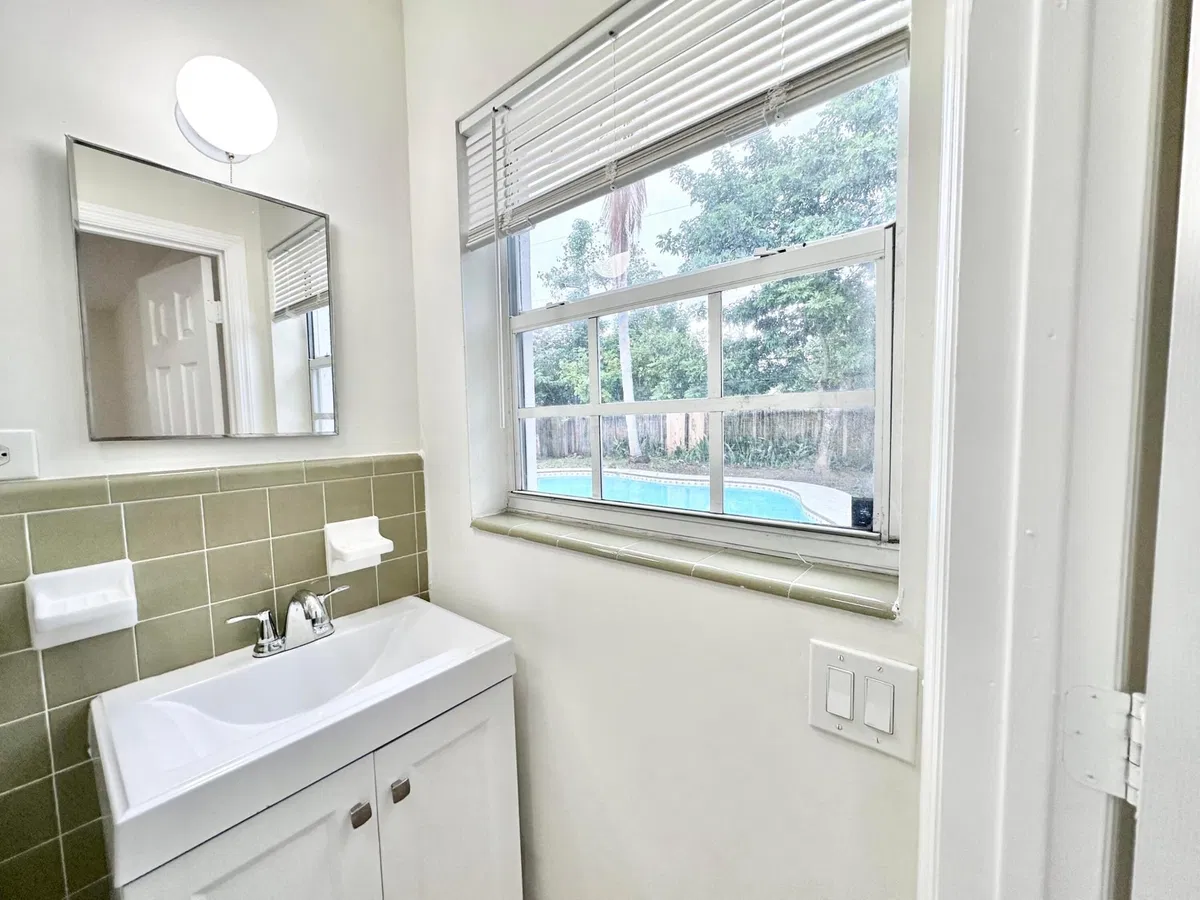 West Palm Beach Residence photo 34