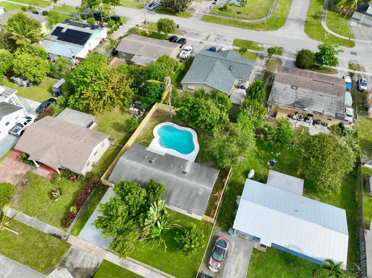West Palm Beach Residence photo 46
