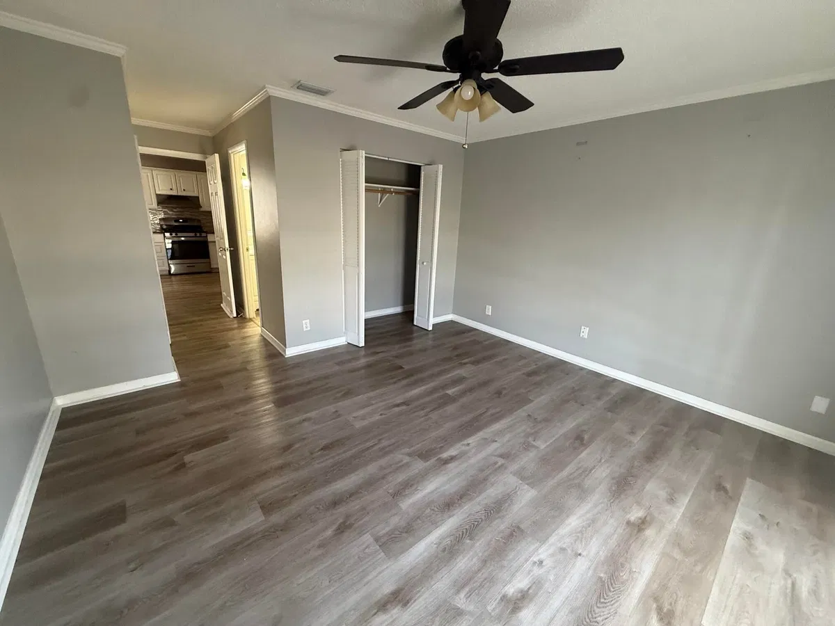 Residence photo 10