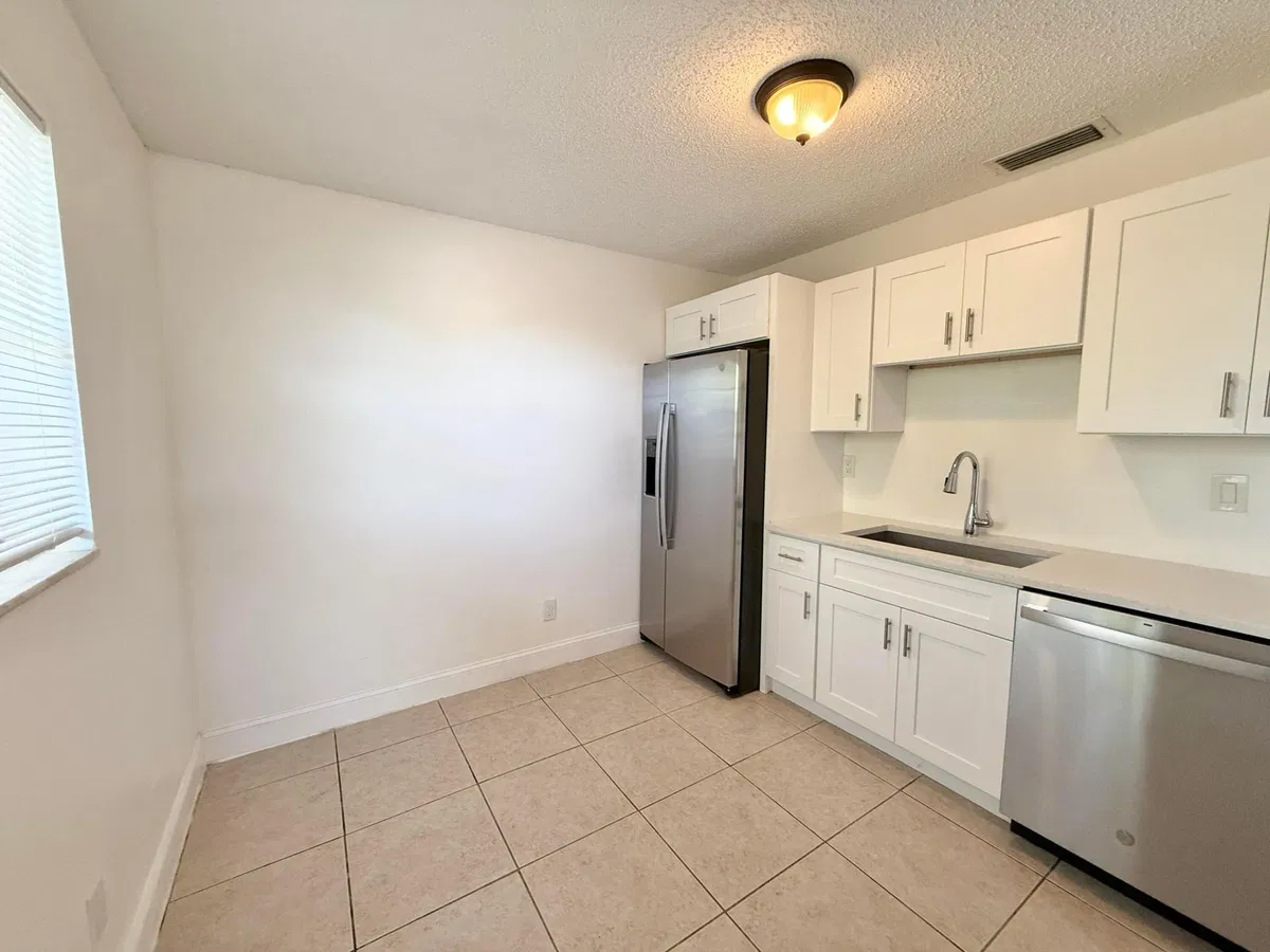 Residence photo 49