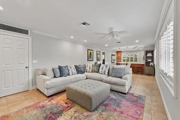 Residence photo 4