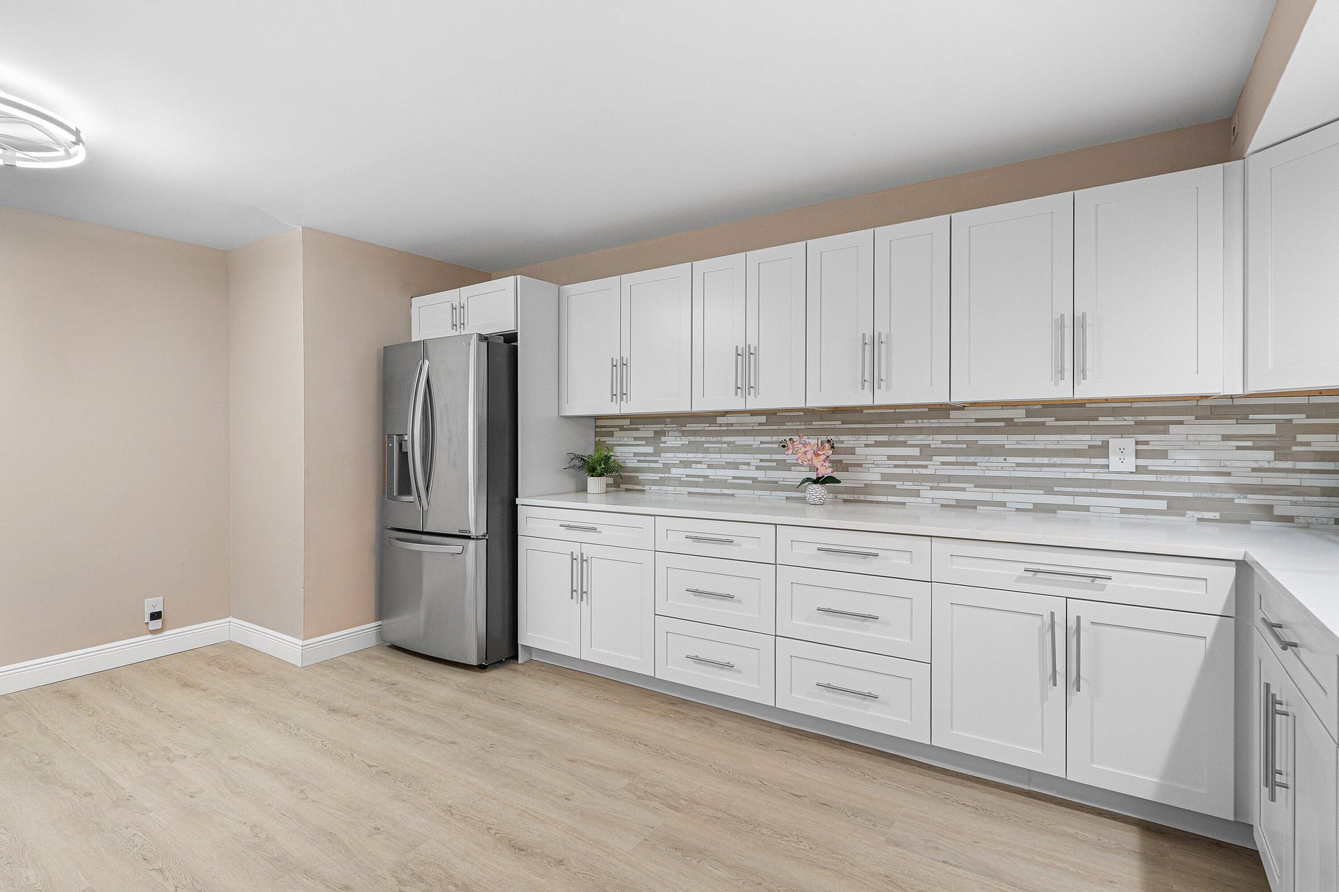 Unit 102 photo 13
