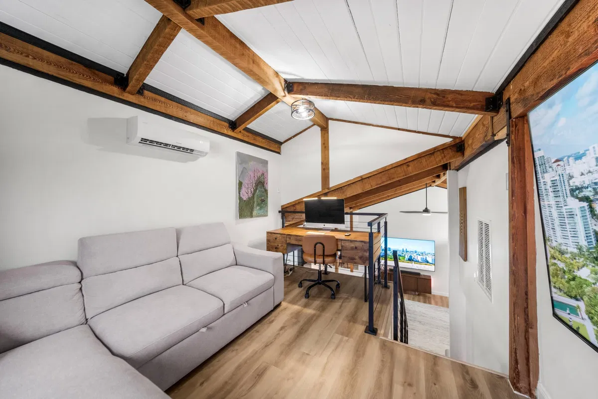  Residence photo 52