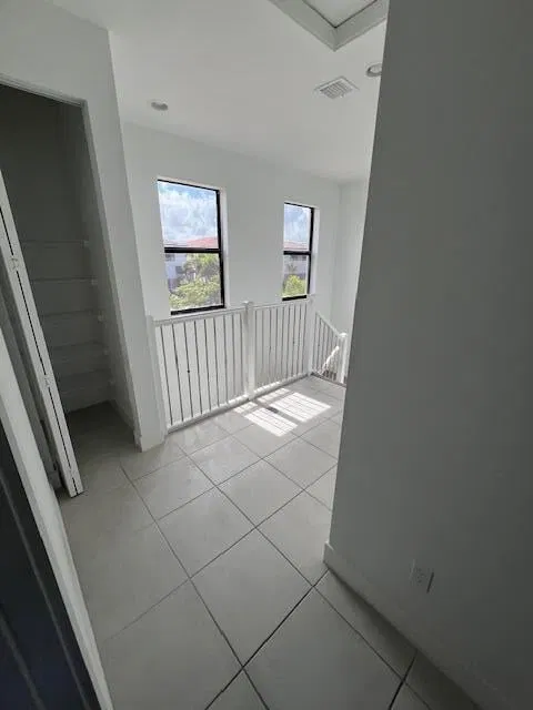 Residence photo 28
