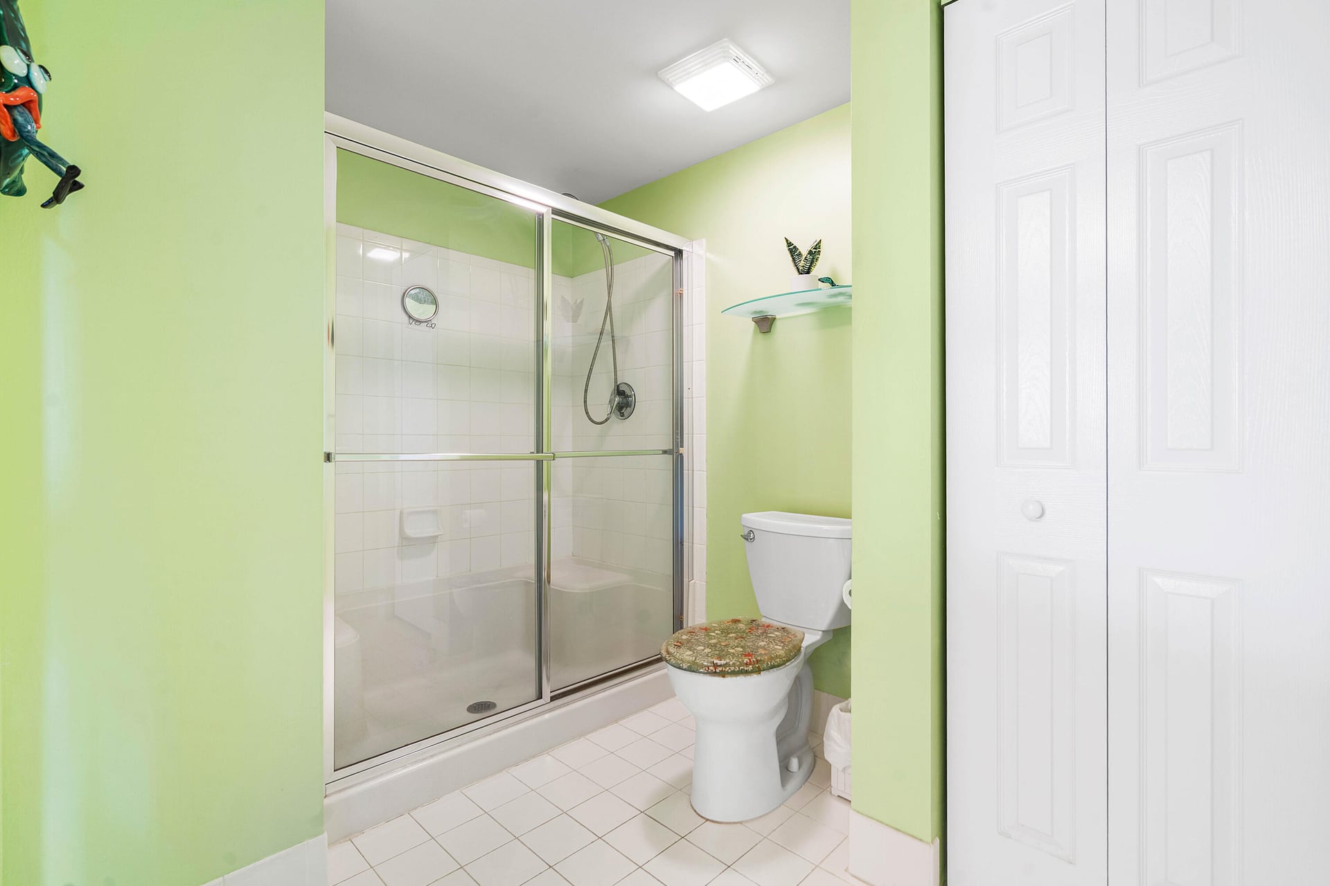  Unit 4411 photo 19