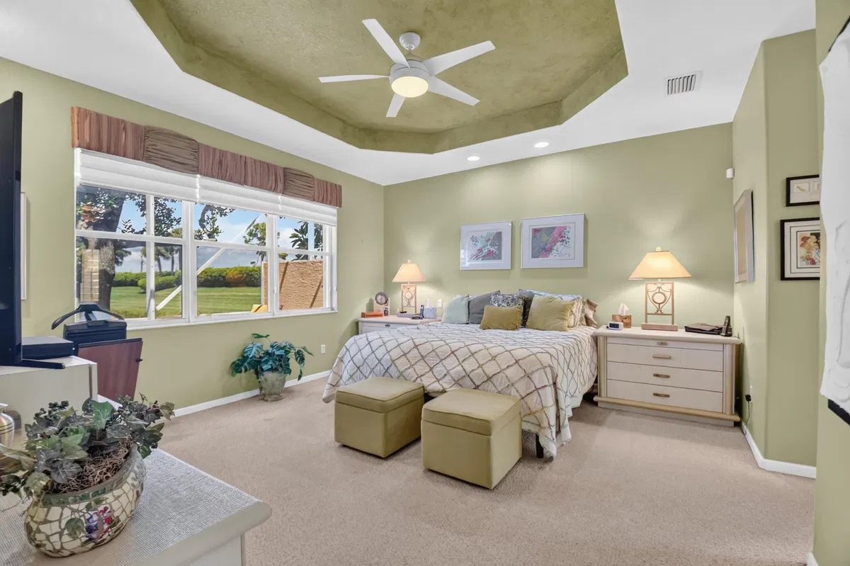 Residence photo 22