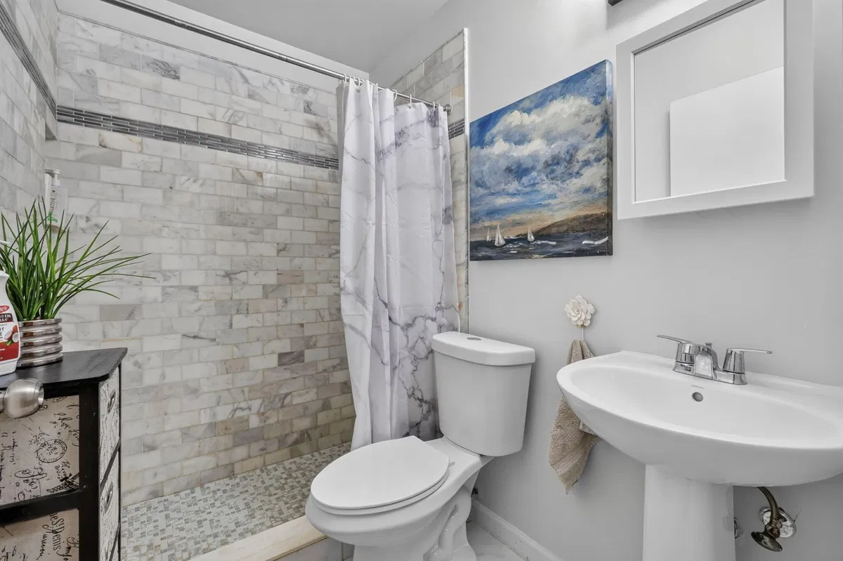  Residence photo 28