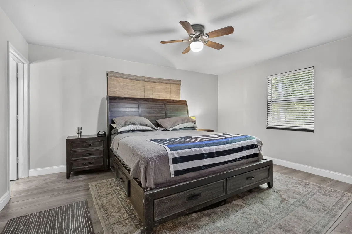  Residence photo 34