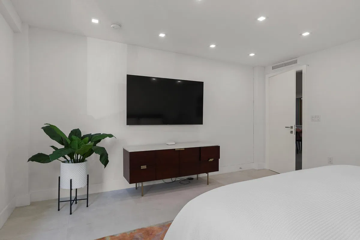 North End Palm Beach Unit 209 photo 16