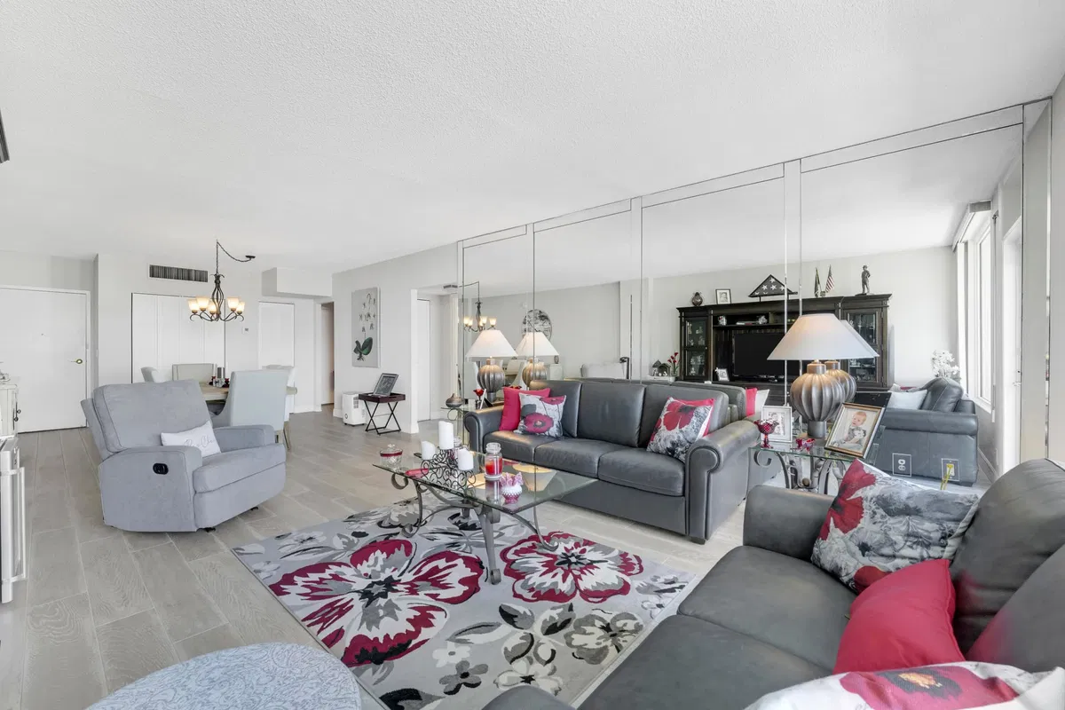 The Patrician of Palm Beach Unit 4040 photo 7