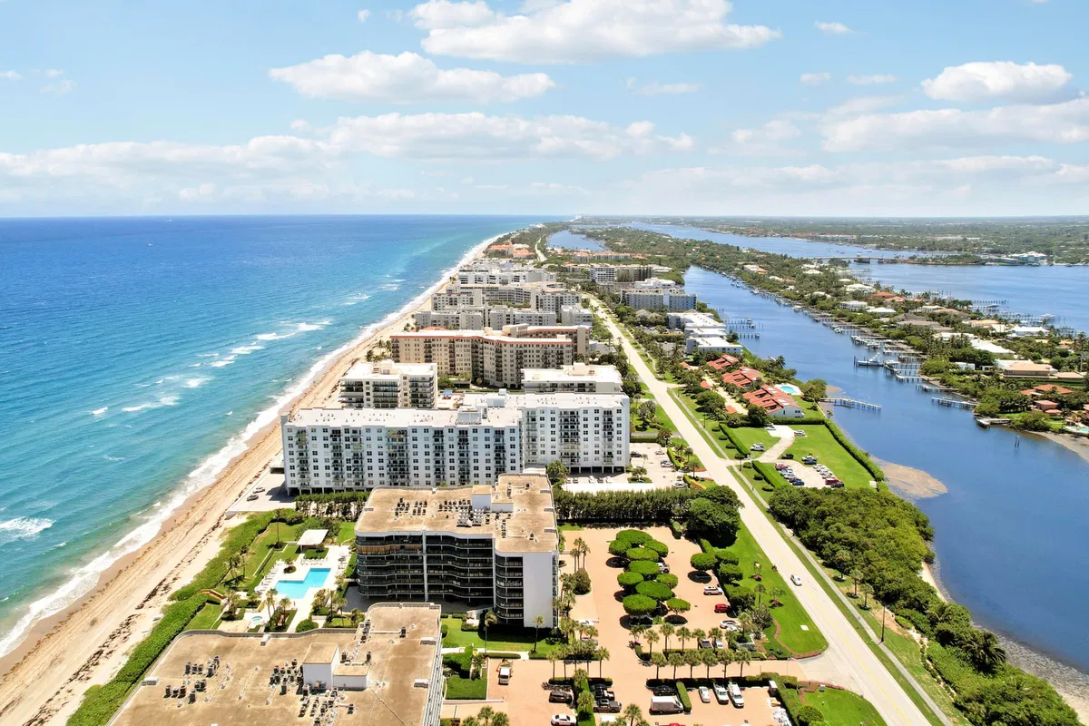 The Patrician of Palm Beach Unit 4040 photo 25