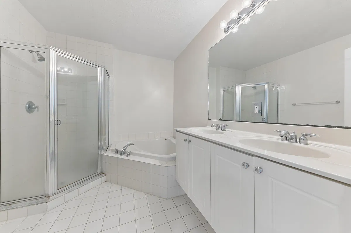 Residence photo 10