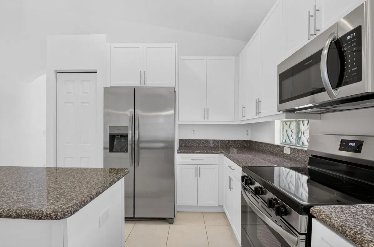  Residence photo 10