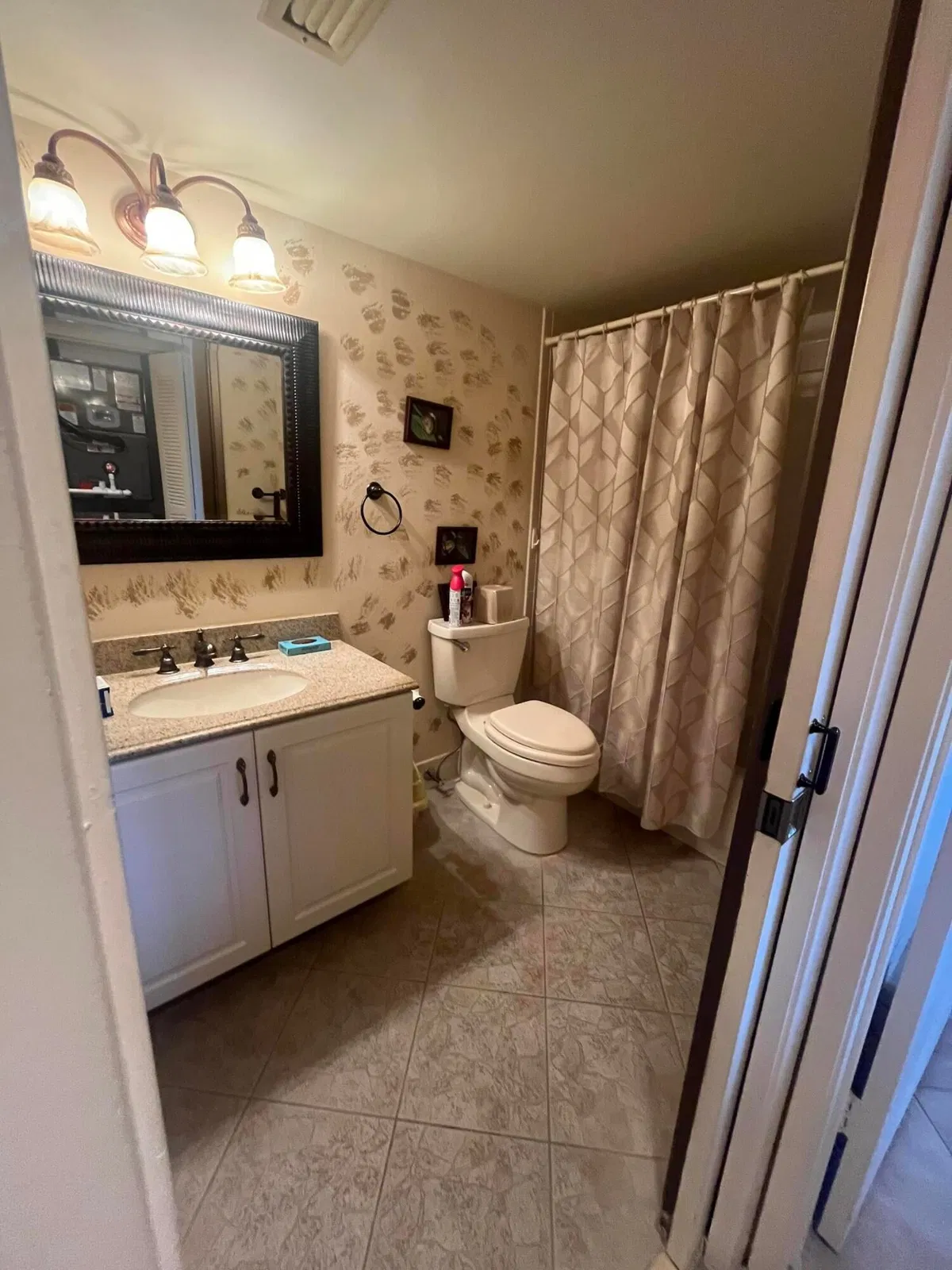 Unit #306 photo 25