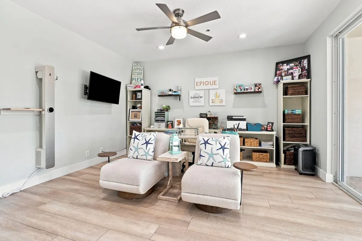 Residence photo 7