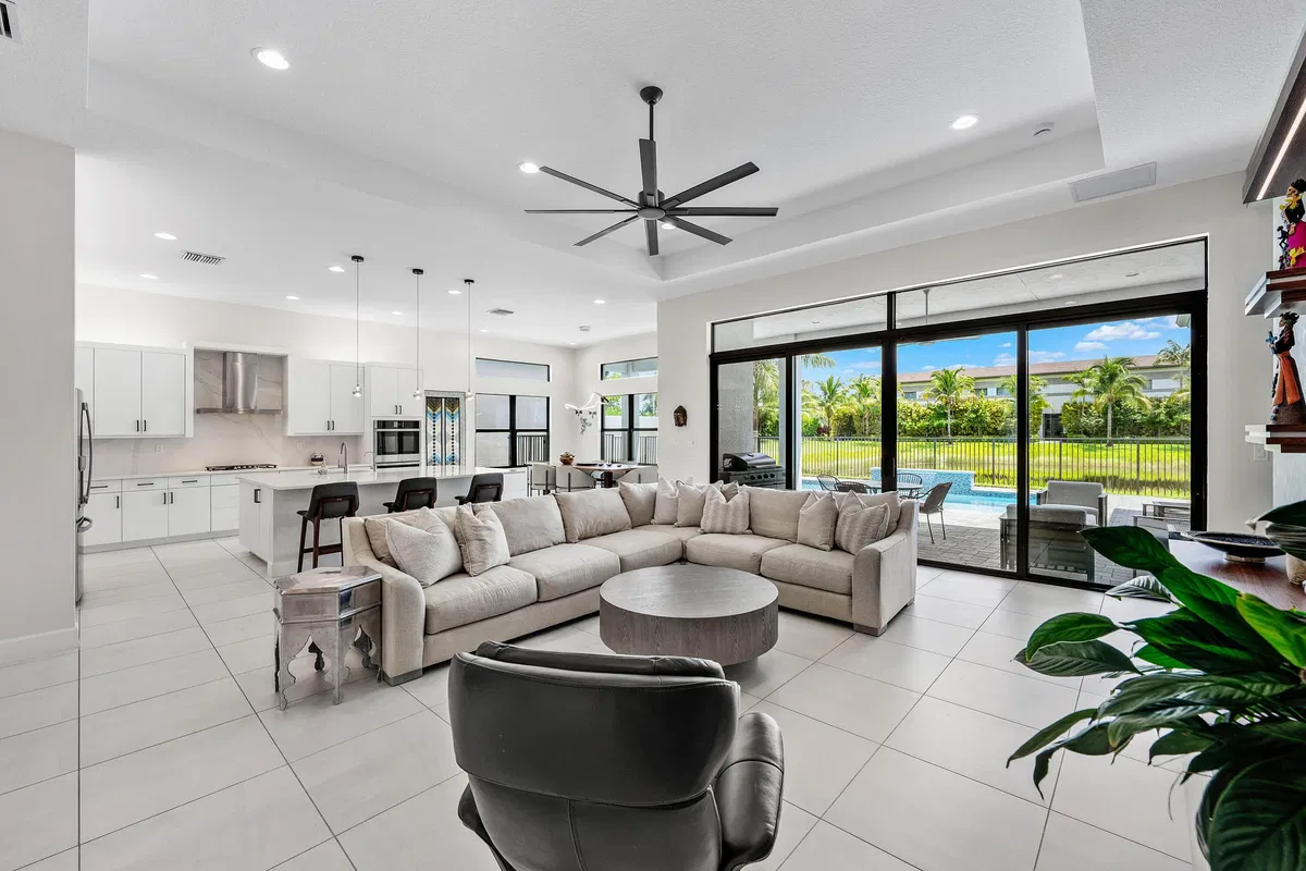 Valencia Grand Residence photo 13