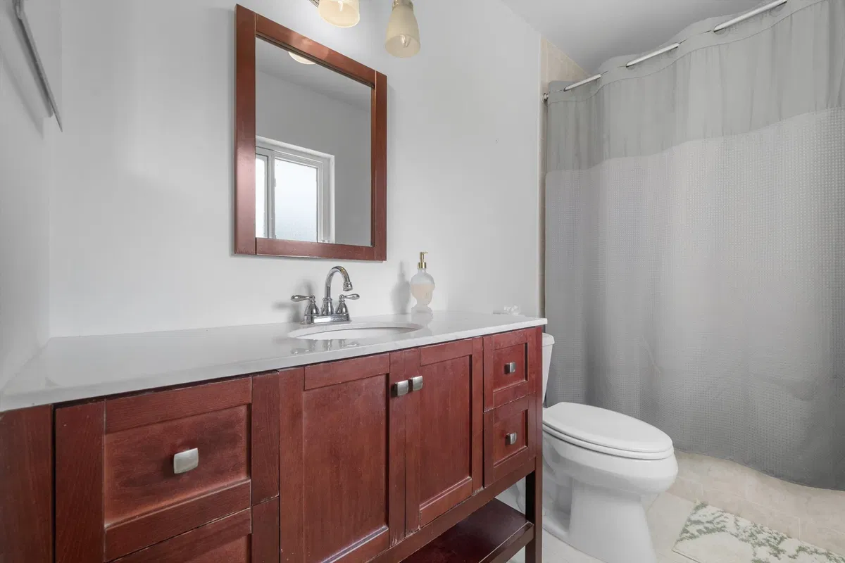 Residence photo 19