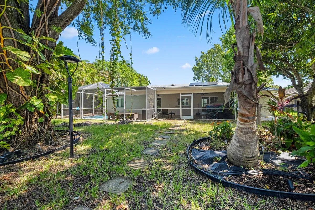 Residence photo 28