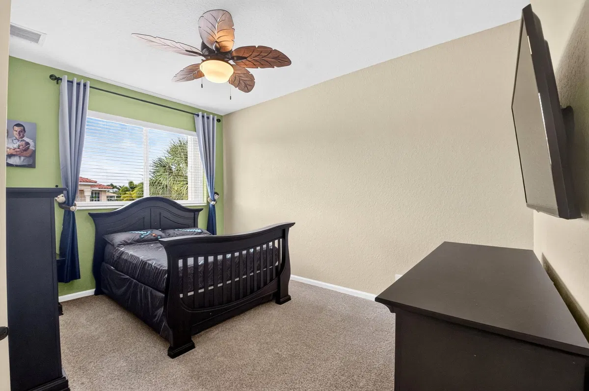 Residence photo 55