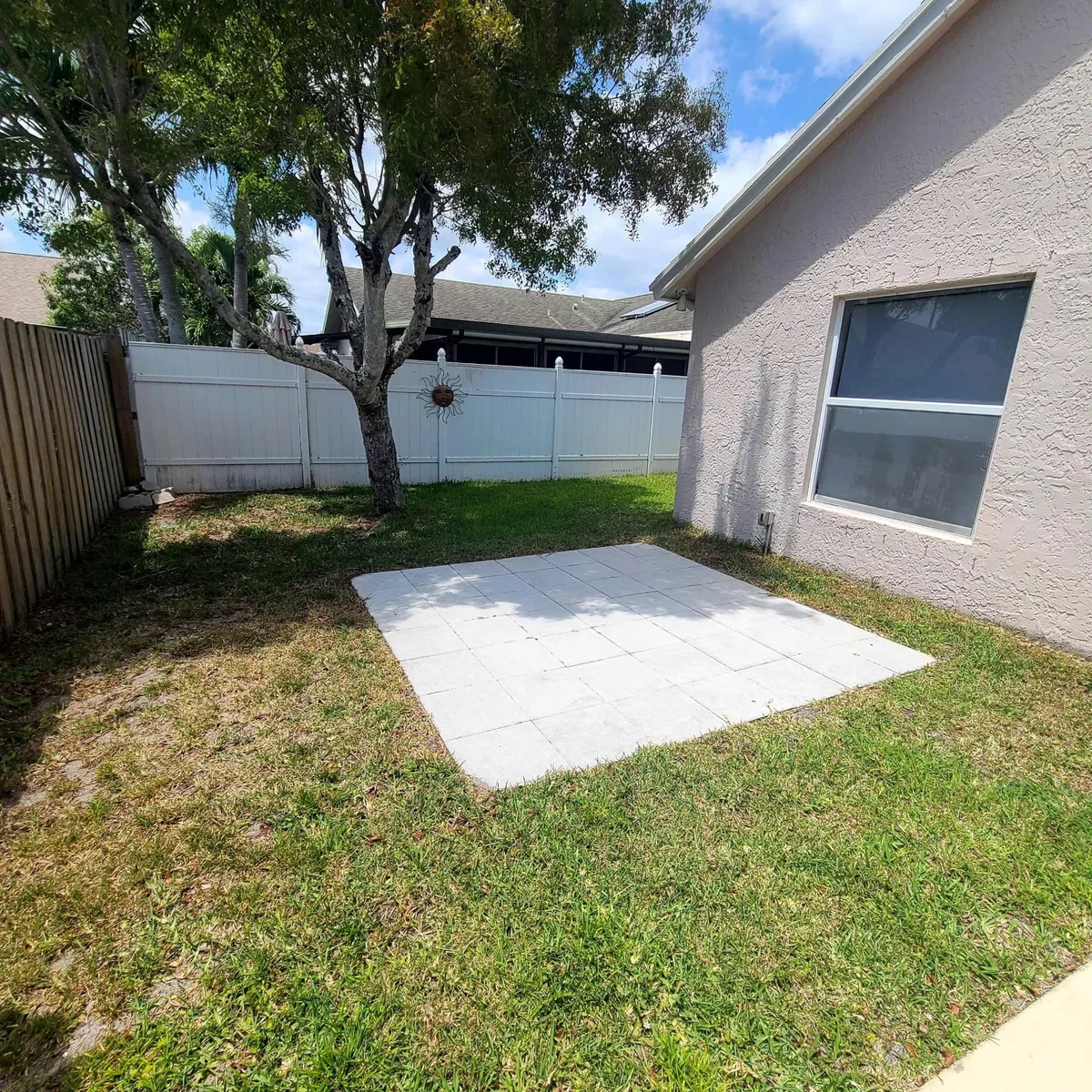 Residence photo 16