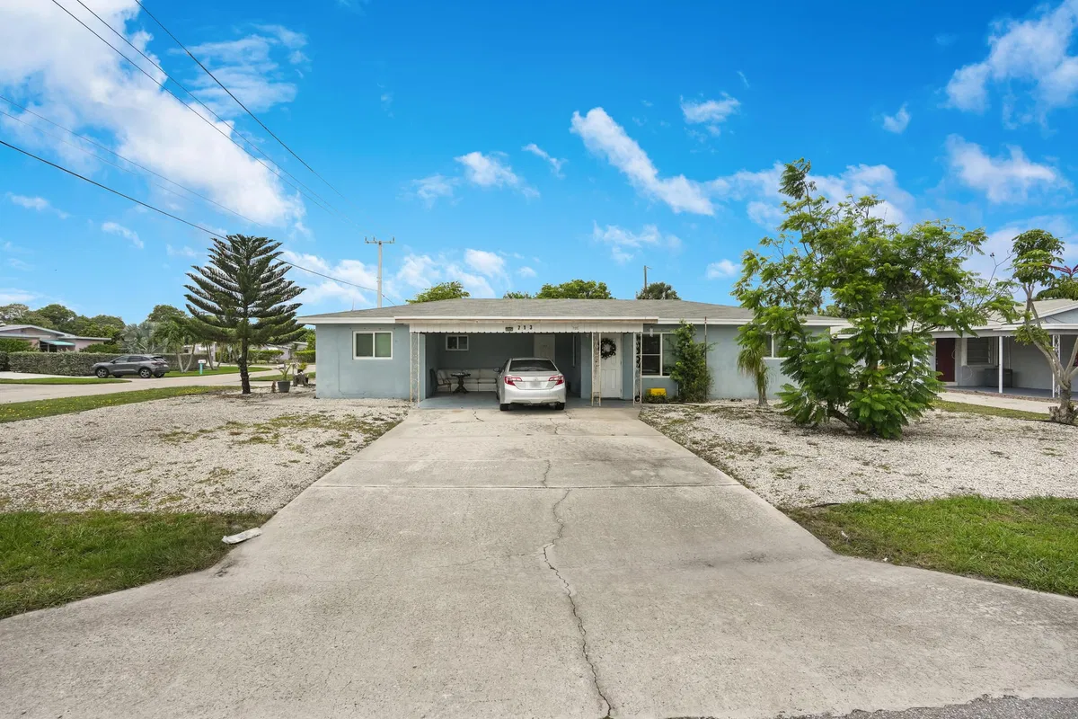  Residence photo 22