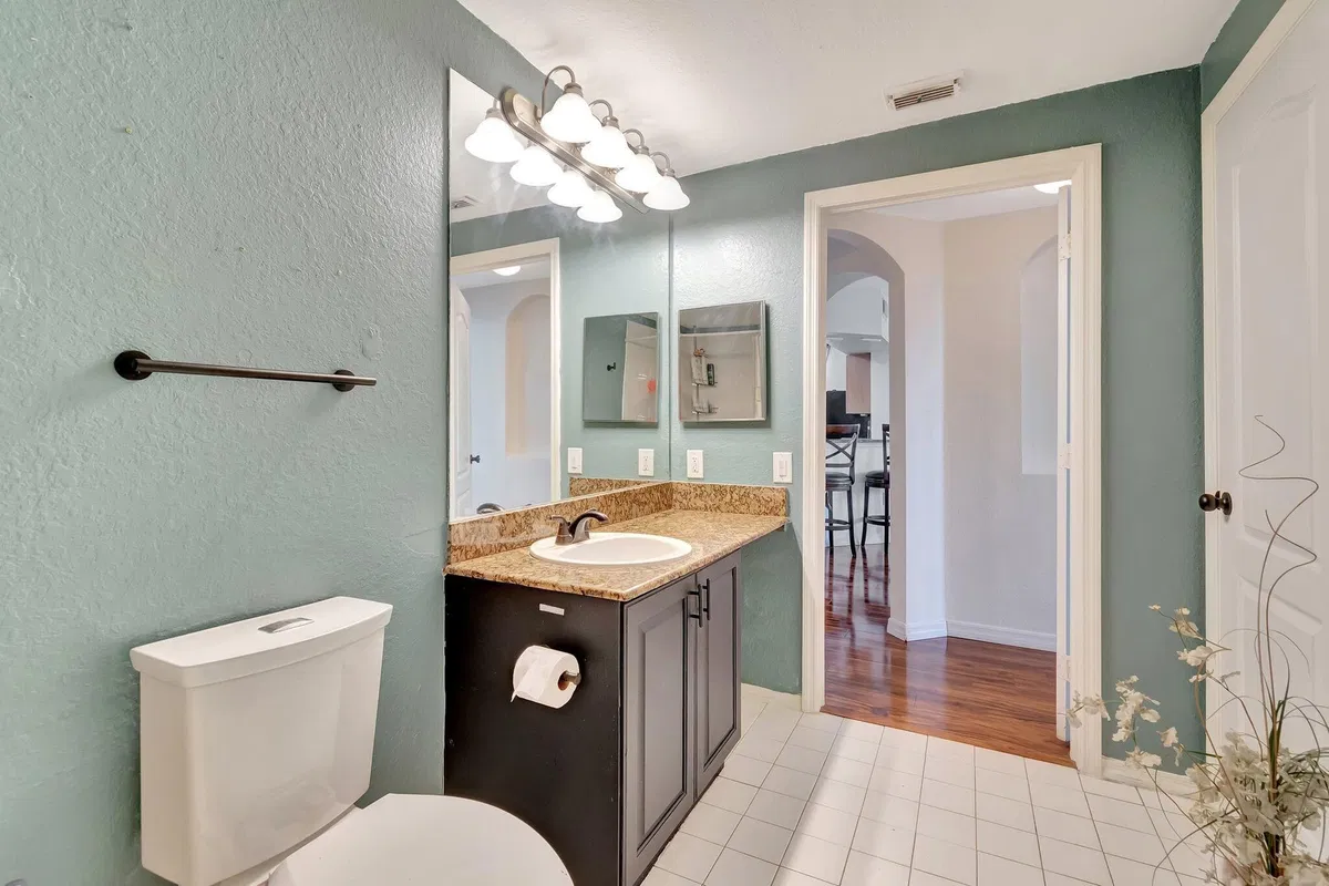 Residence photo 40