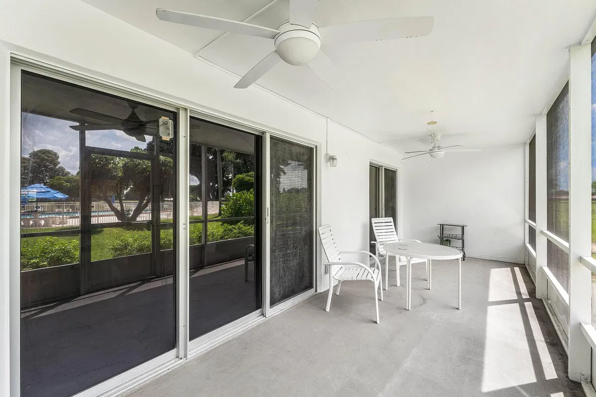 Unit 107 photo 22