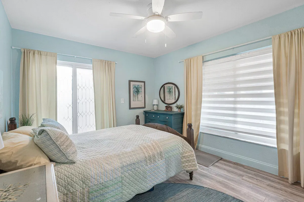 Residence photo 19