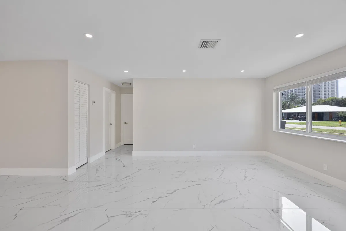 Residence photo 10