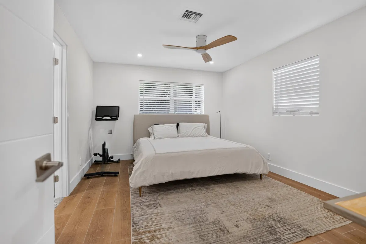 Residence photo 22
