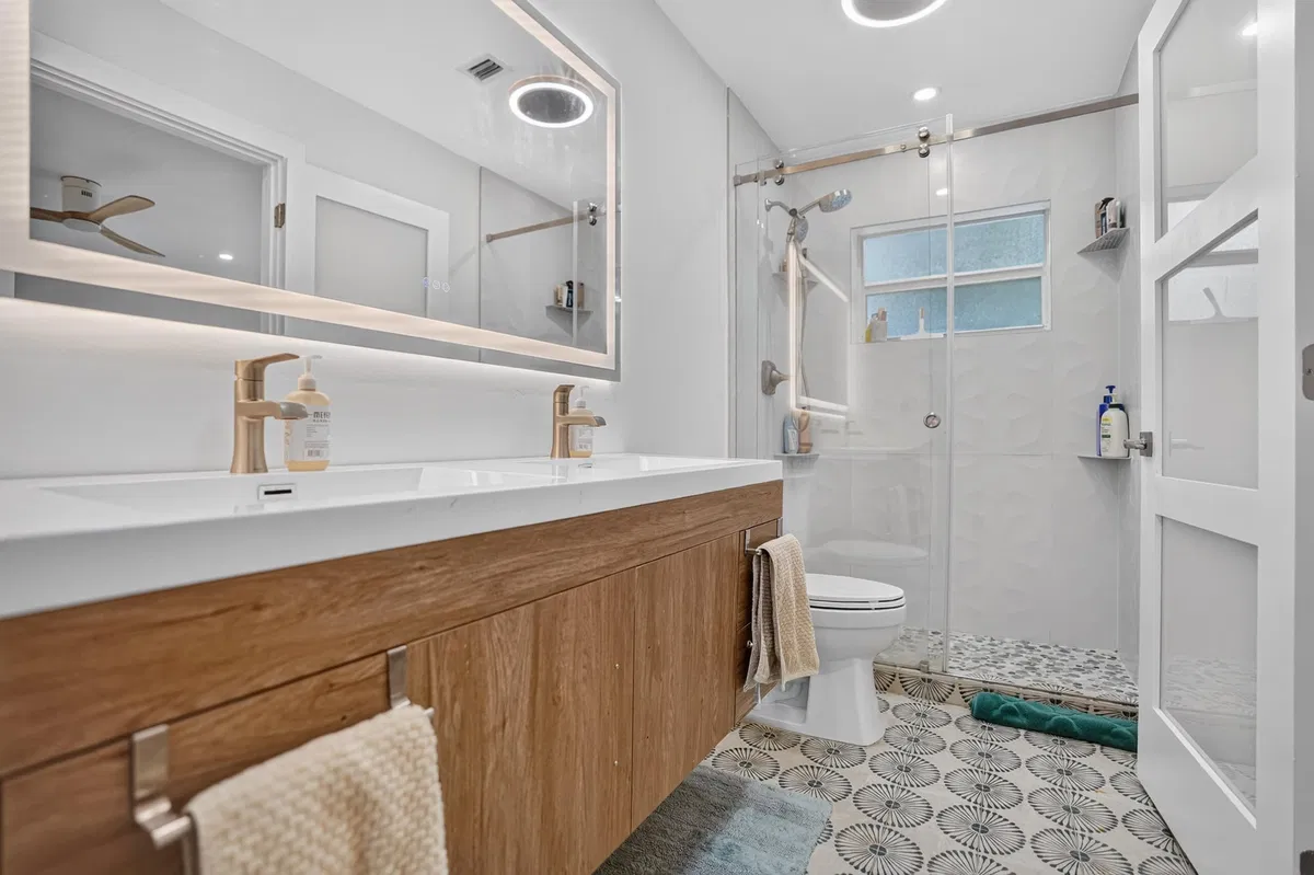 Residence photo 25