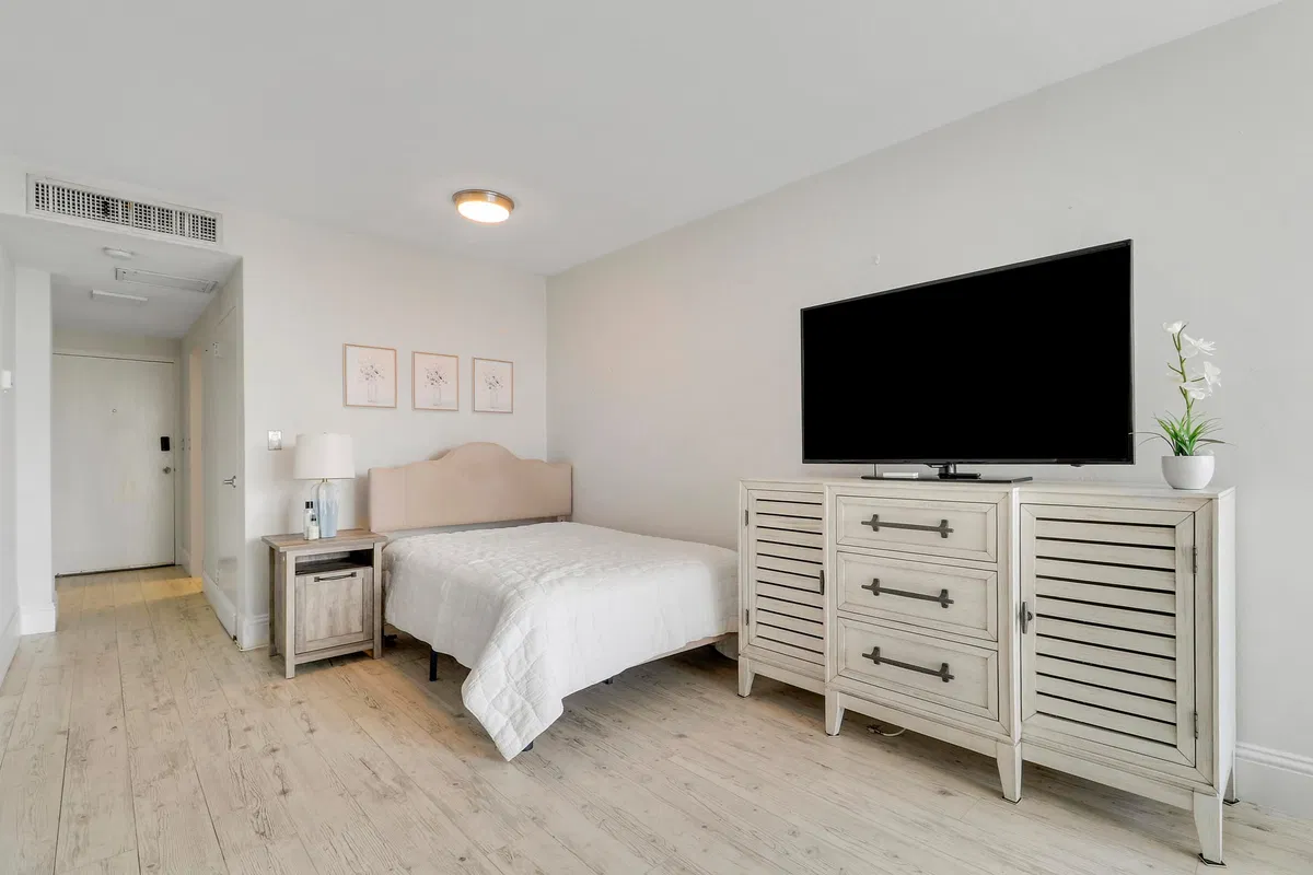 Old Northwood Unit 413 photo 19