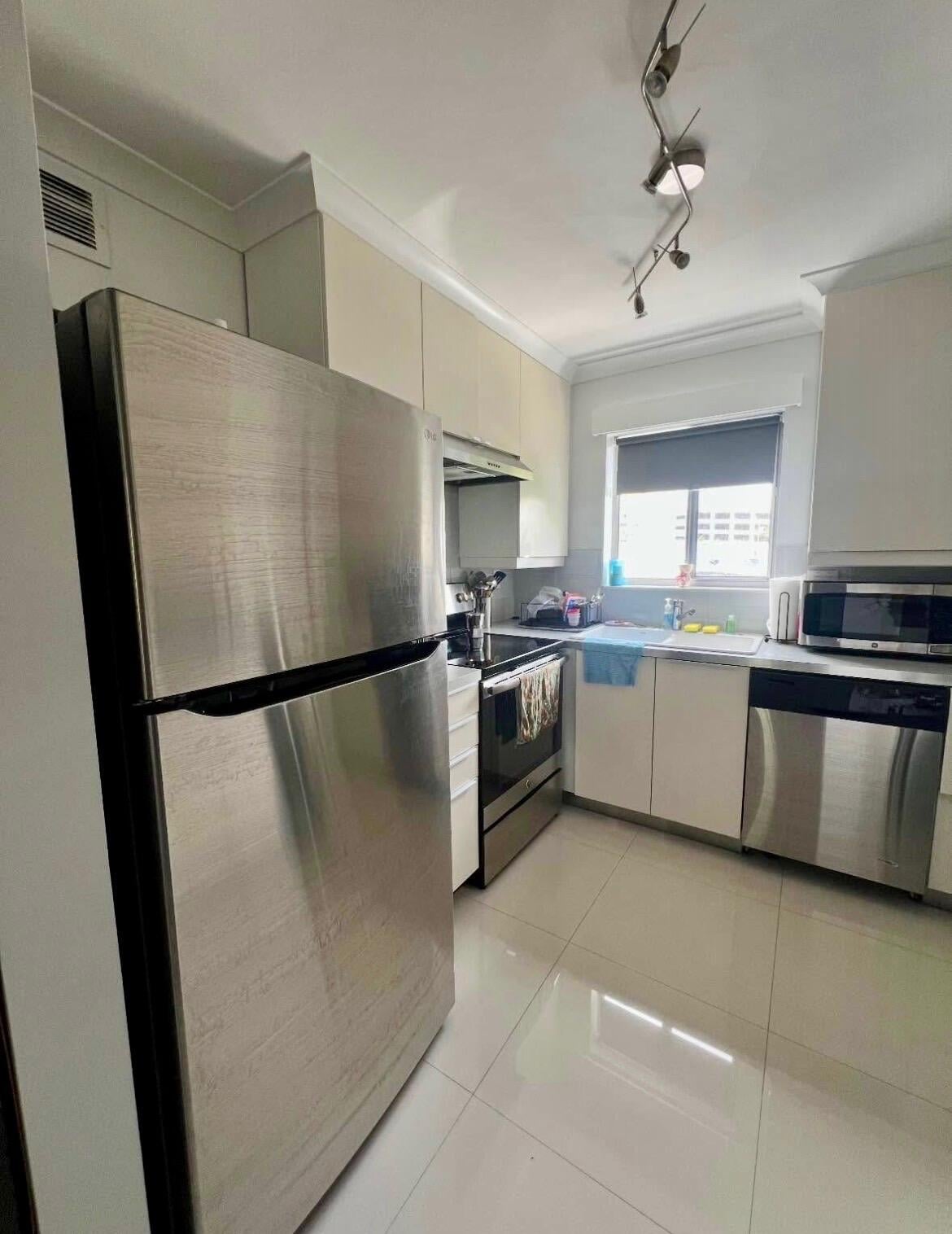 Unit 209 photo 7