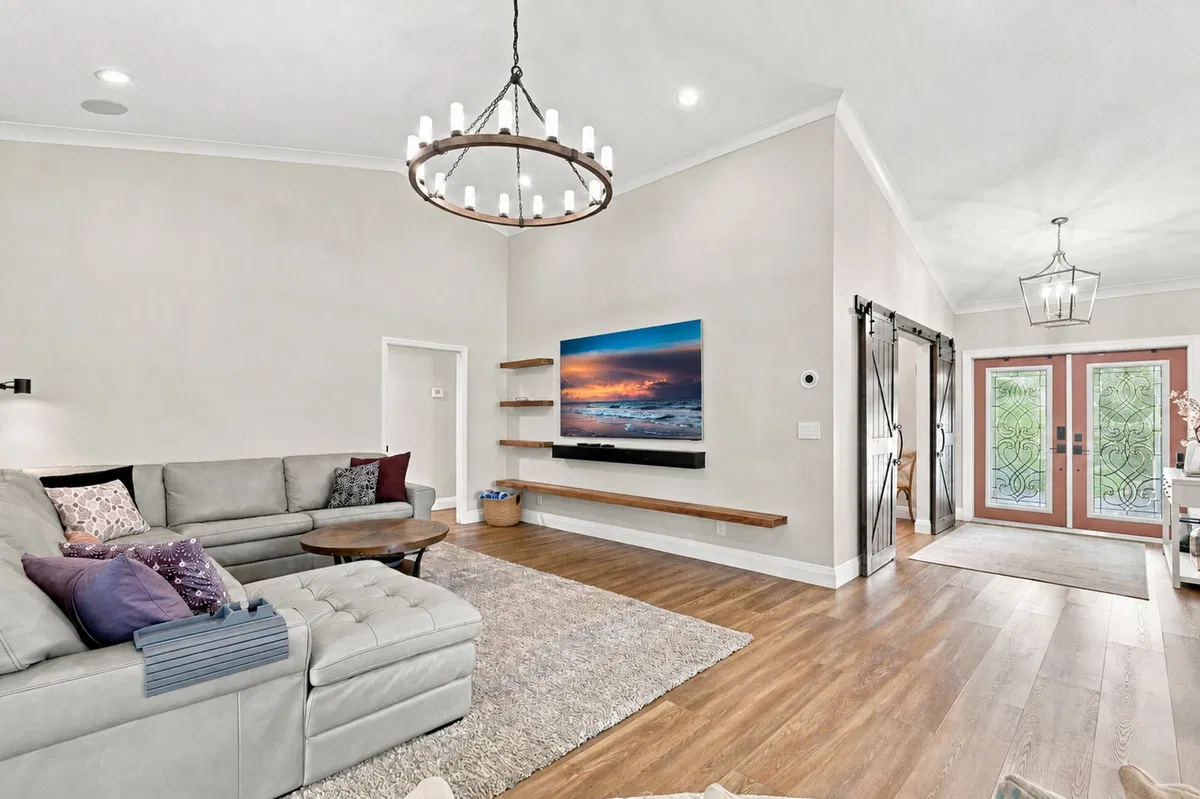 Residence photo 7