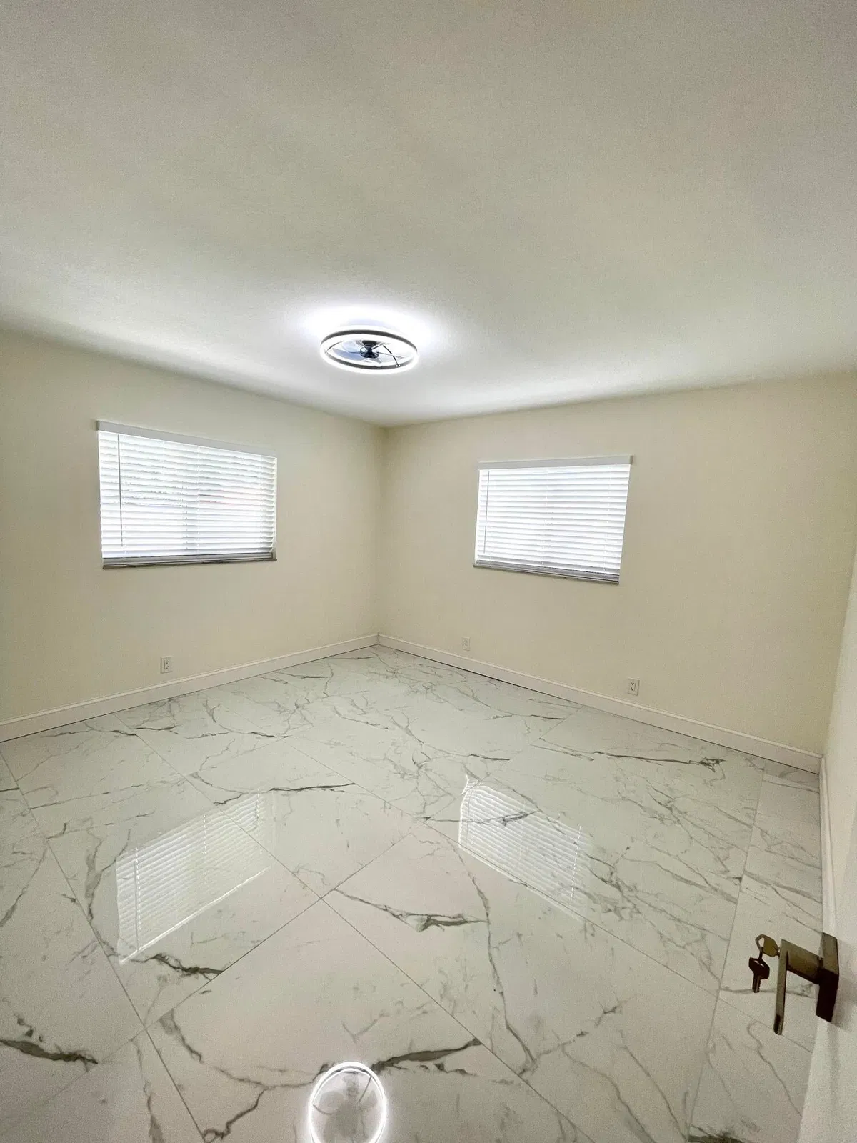 Residence photo 28