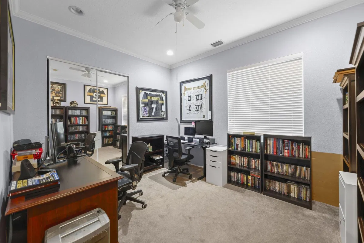 Residence photo 31